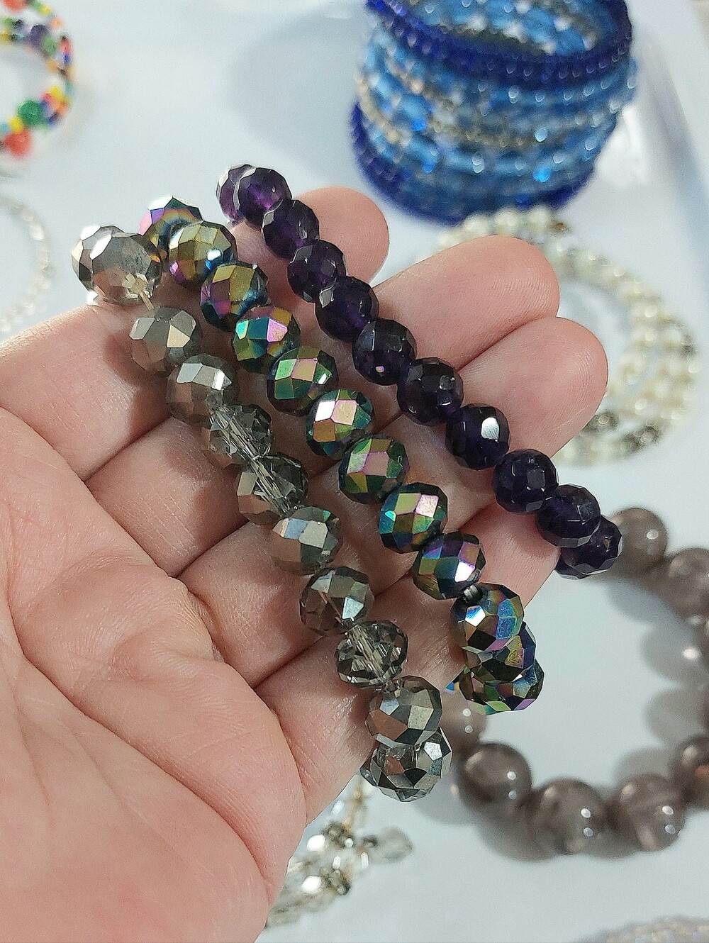 Vintage Bracelet Lot - Womens Jewelry Glass, Beaded, Plastic - Picture 8 of 13